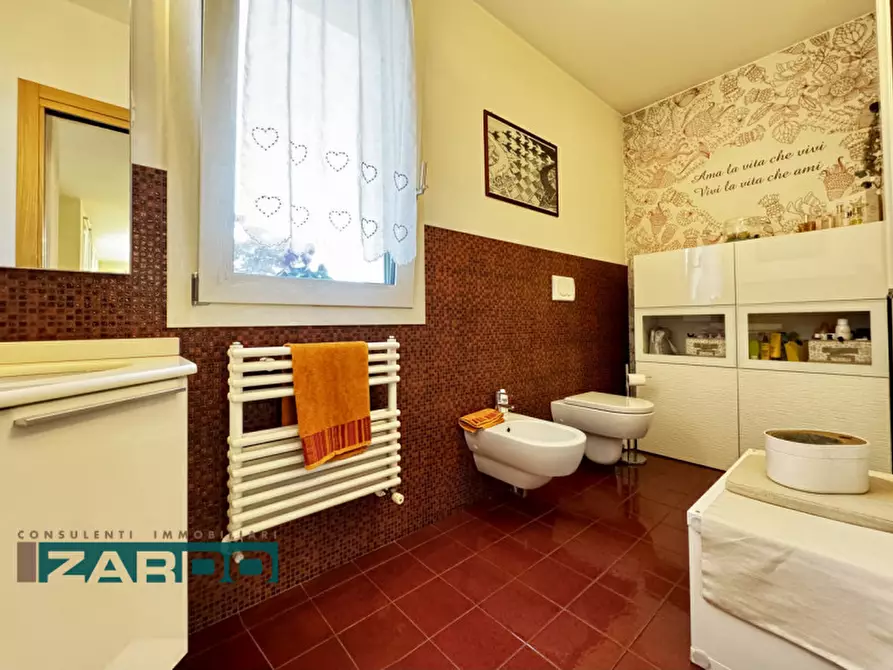 Immagine 10 di Casa indipendente in vendita  a Loria