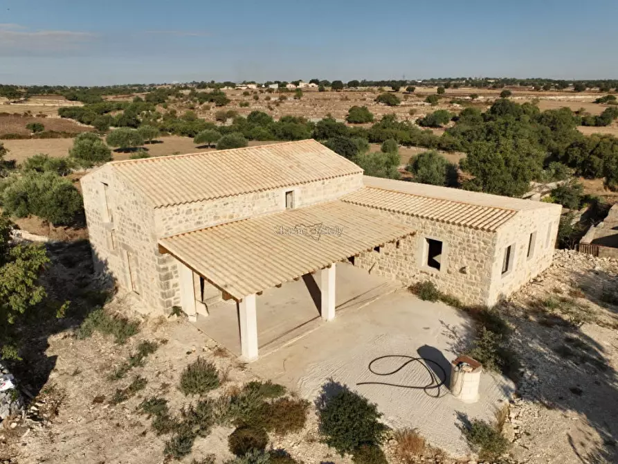 Immagine 16 di Rustico / casale in vendita  in Via Comunale Passo Parrino Ganzeria Abremi a Modica