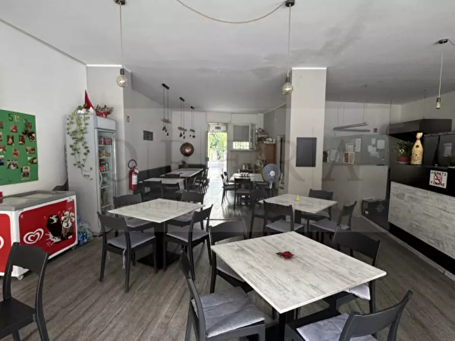 Immagine 5 di Attività commerciale in affitto  in Romstraße - Via Roma a Merano .Meran.