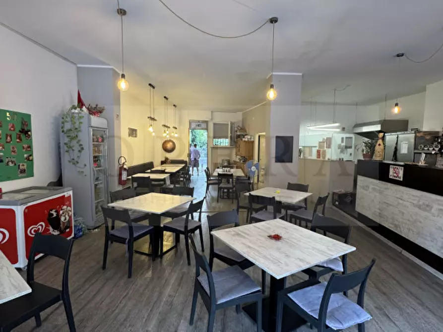 Immagine 8 di Attività commerciale in affitto  in Romstraße - Via Roma a Merano .Meran.