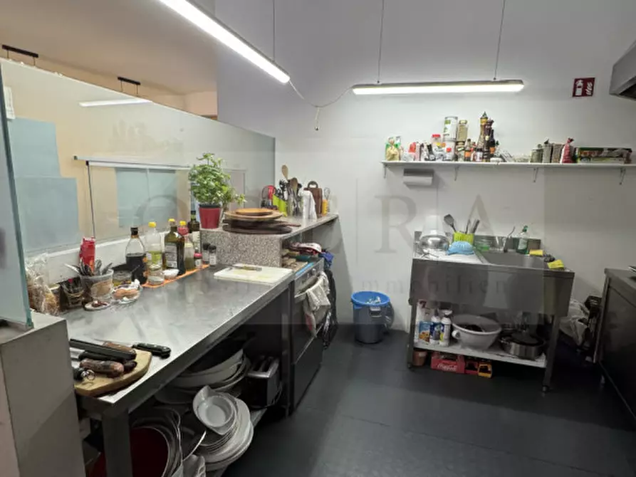 Immagine 11 di Attività commerciale in affitto  in Romstraße - Via Roma a Merano .Meran.