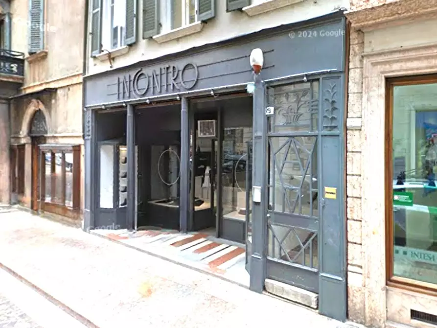 Immagine 1 di Negozio in affitto  in Via Mantova a Trento