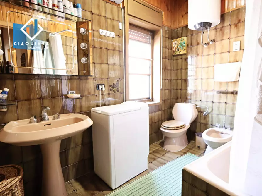 Immagine 8 di Appartamento in vendita  in Via Commendator Vincenzo Panebianco N.12 a Palagonia