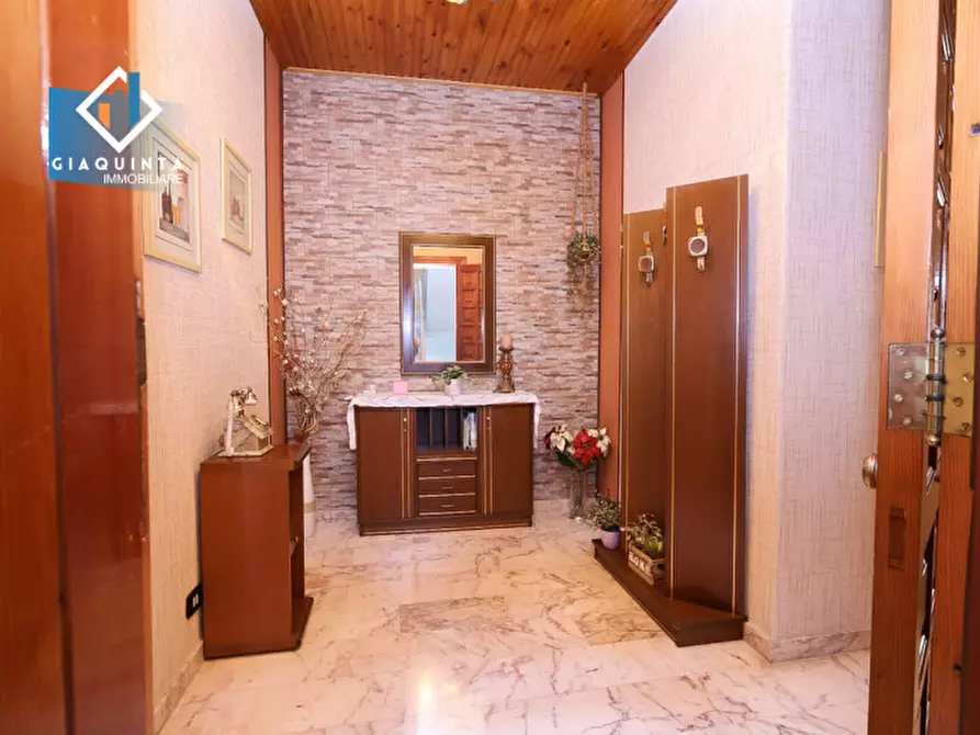 Immagine 10 di Appartamento in vendita  in Via Commendator Vincenzo Panebianco N.12 a Palagonia