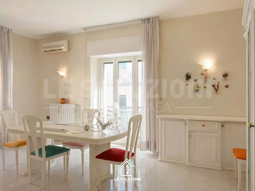 Immagine 4 di Appartamento in vendita  in via cavour 88 a Putignano