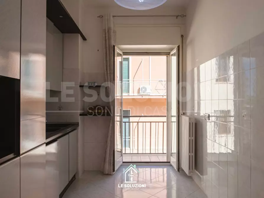 Immagine 13 di Appartamento in vendita  in via cavour 88 a Putignano