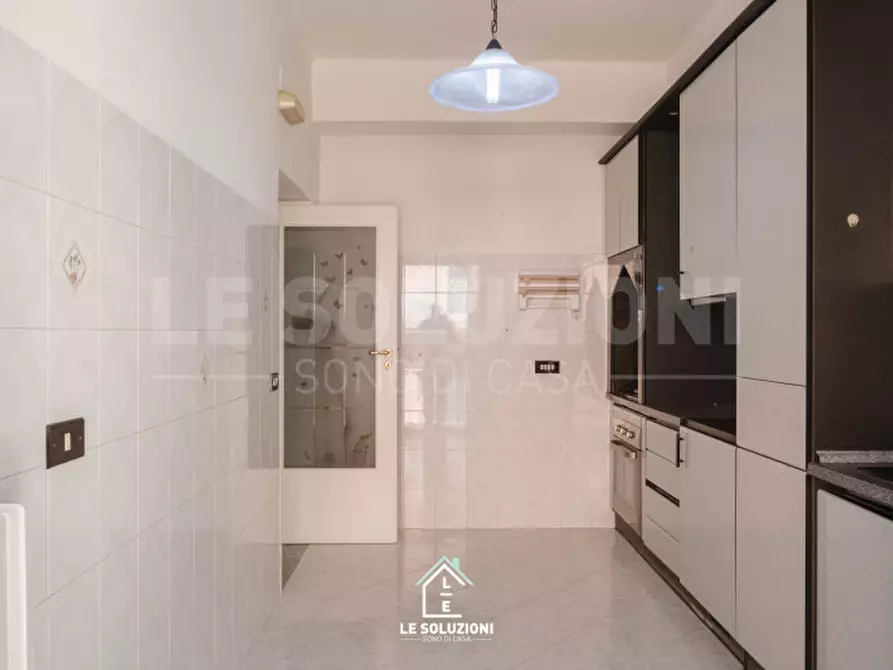 Immagine 15 di Appartamento in vendita  in via cavour 88 a Putignano