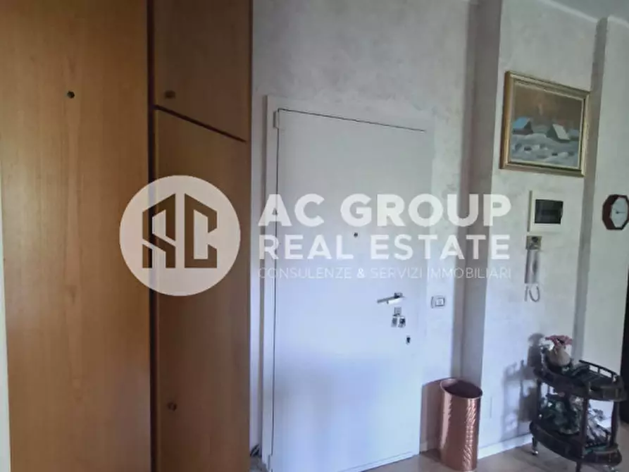 Immagine 11 di Appartamento in vendita  in Via Alessandro Volta a Saronno