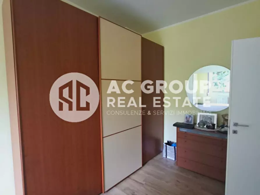 Immagine 13 di Appartamento in vendita  in Via Alessandro Volta a Saronno