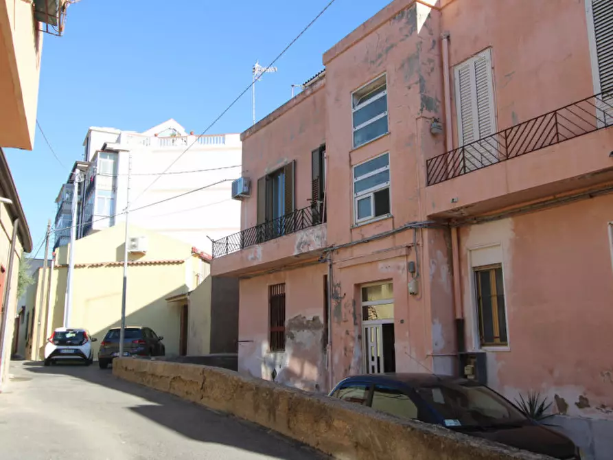 Immagine 1 di Appartamento in vendita  in via montepiselli 88 a Messina