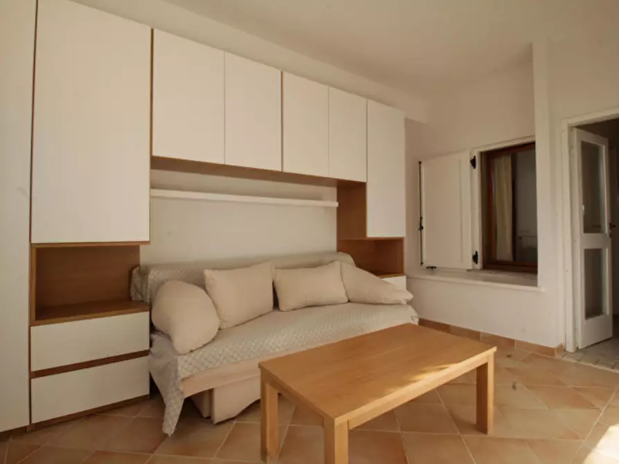 Immagine 4 di Appartamento in vendita  in via fontana umbrina a Olbia