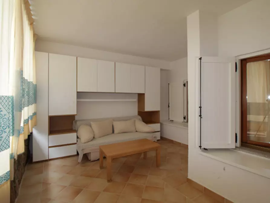 Immagine 5 di Appartamento in vendita  in via fontana umbrina a Olbia