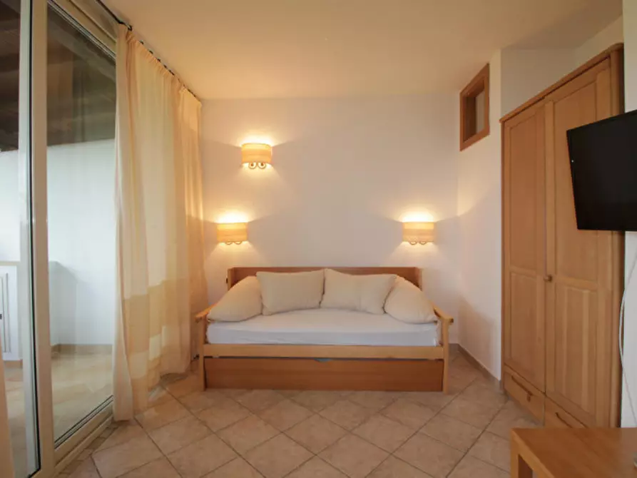 Immagine 17 di Appartamento in vendita  in via fontana umbrina a Olbia