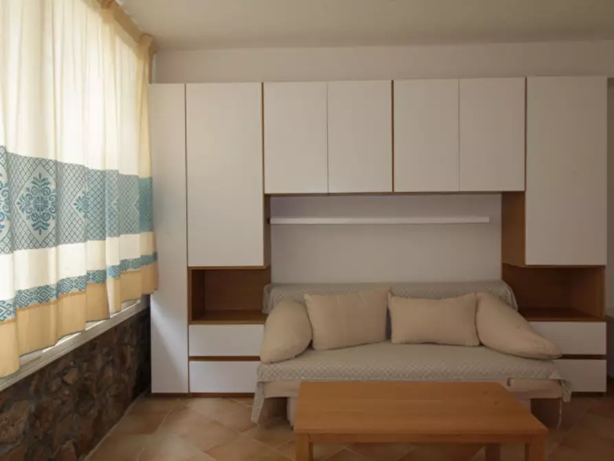 Immagine 19 di Appartamento in vendita  in via fontana umbrina a Olbia