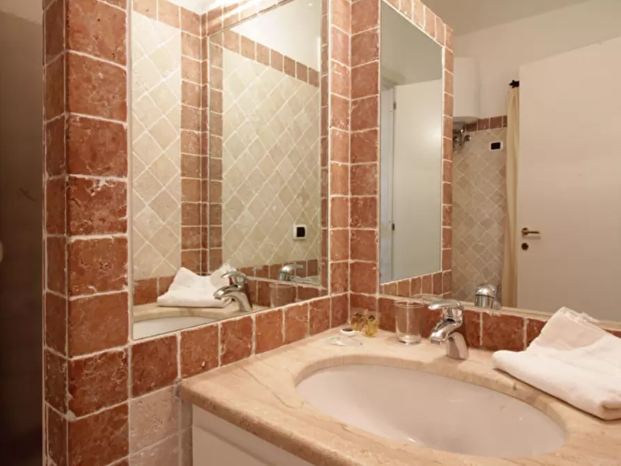 Immagine 26 di Appartamento in vendita  in via fontana umbrina a Olbia