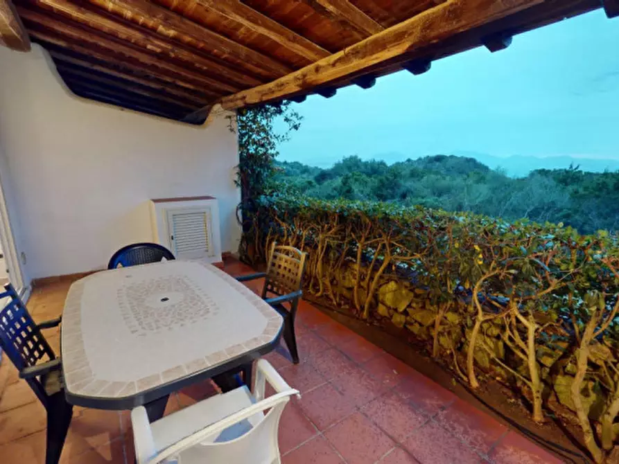 Immagine 29 di Appartamento in vendita  in via fontana umbrina a Olbia