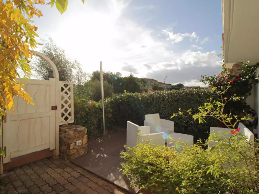 Immagine 32 di Appartamento in vendita  in via fontana umbrina a Olbia