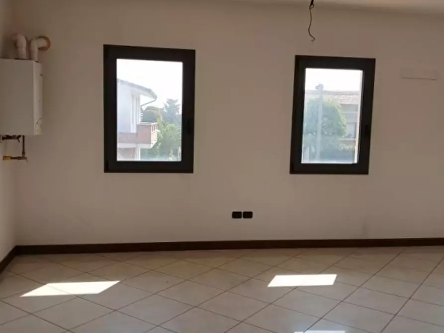 Immagine 5 di Ufficio in vendita  in Via Provinciale Sud a Fosso'