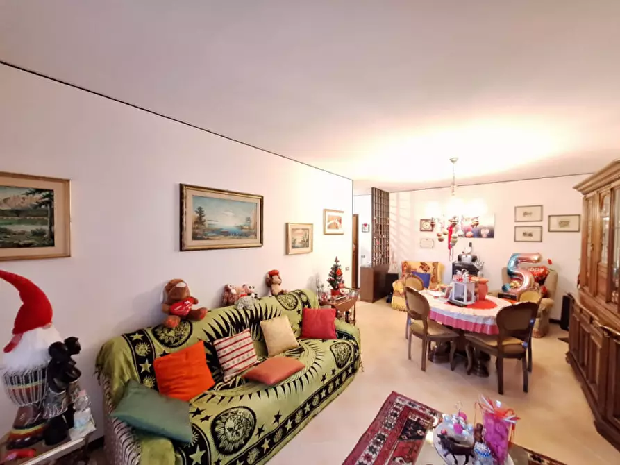 Immagine 6 di Appartamento in vendita  in Via Alessandro Scarlatti a Rovigo