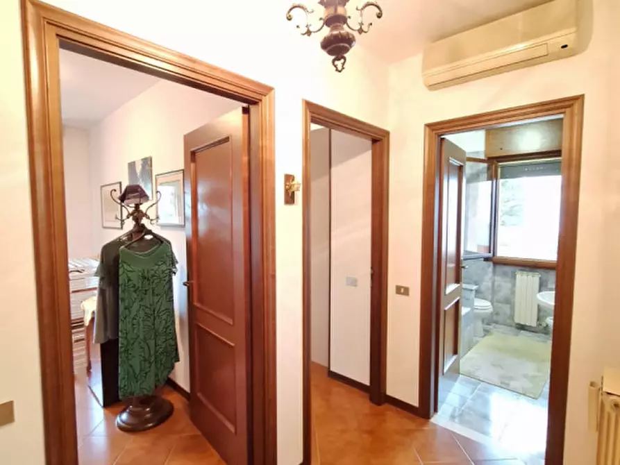 Immagine 10 di Appartamento in vendita  in Via Alessandro Scarlatti a Rovigo