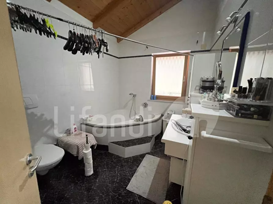 Immagine 13 di Casa indipendente in vendita  in Heppenheimer Straße - Via Heppenheim a Caldaro Sulla Strada Del Vino .Kaltern An De.