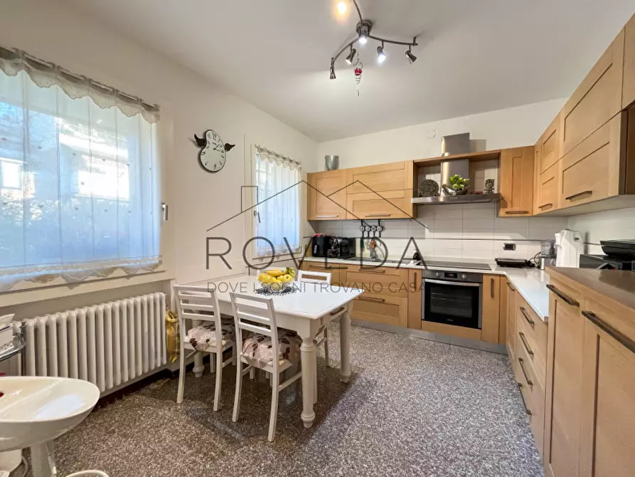 Immagine 5 di Casa bifamiliare in vendita  in Via Roma a Casier