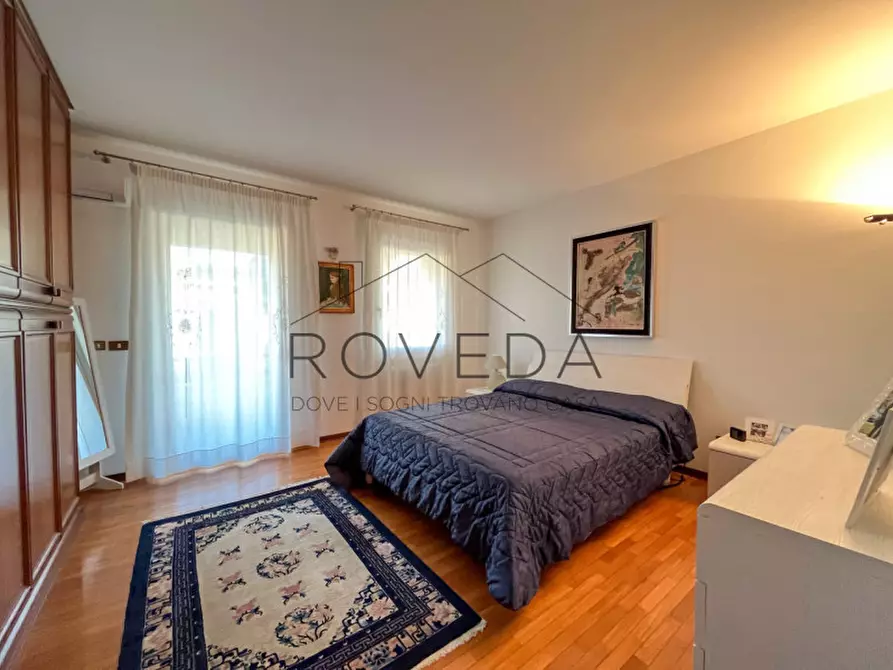 Immagine 11 di Casa bifamiliare in vendita  in Via Roma a Casier