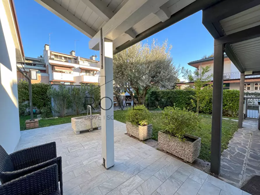 Immagine 28 di Casa bifamiliare in vendita  in Via Roma a Casier