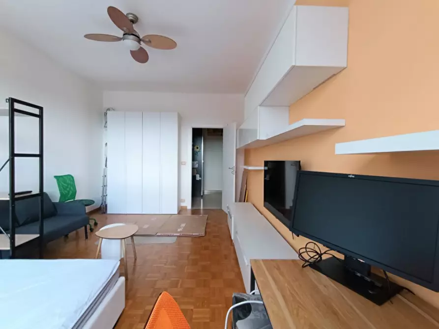 Immagine 9 di Appartamento in affitto  in C.so Correnti Cesare, 35 a Torino