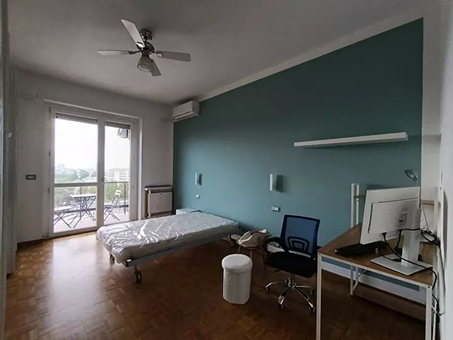 Immagine 12 di Appartamento in affitto  in C.so Correnti Cesare, 35 a Torino