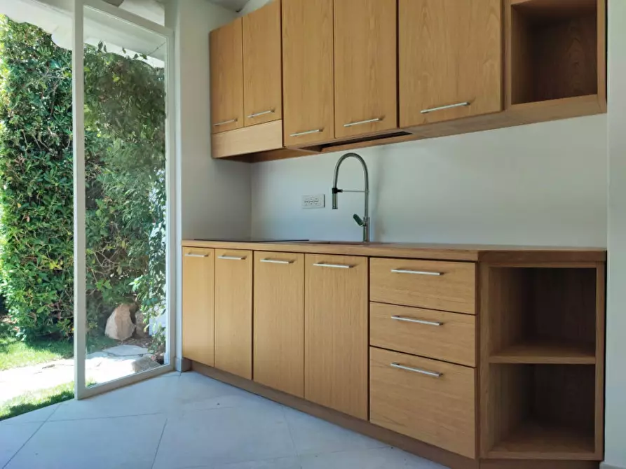 Immagine 5 di Villetta a schiera in vendita  in via fontana umbrina a Olbia