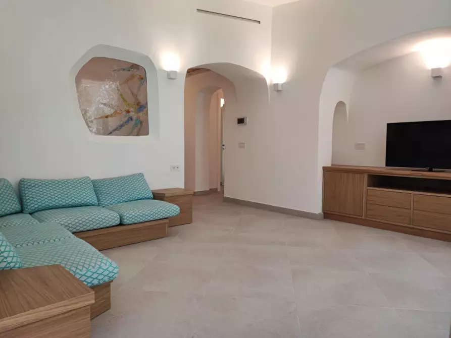 Immagine 8 di Villetta a schiera in vendita  in via fontana umbrina a Olbia