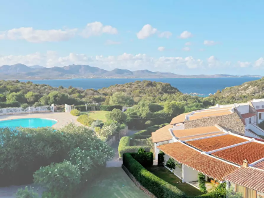 Immagine 28 di Villetta a schiera in vendita  in via fontana umbrina a Olbia