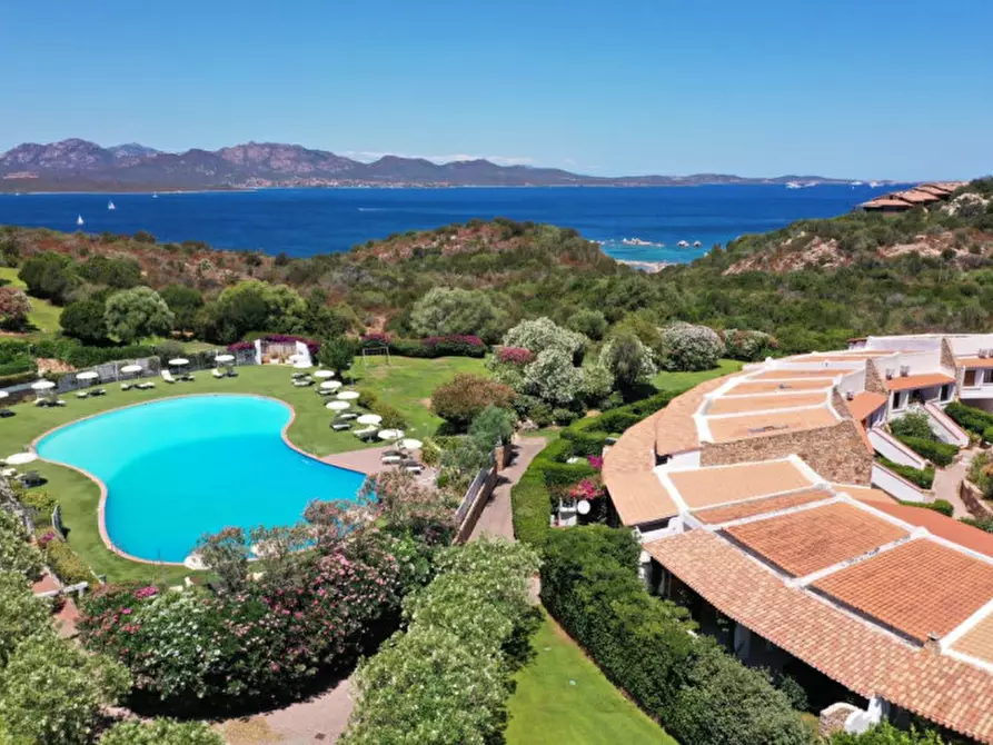 Immagine 31 di Villetta a schiera in vendita  in via fontana umbrina a Olbia