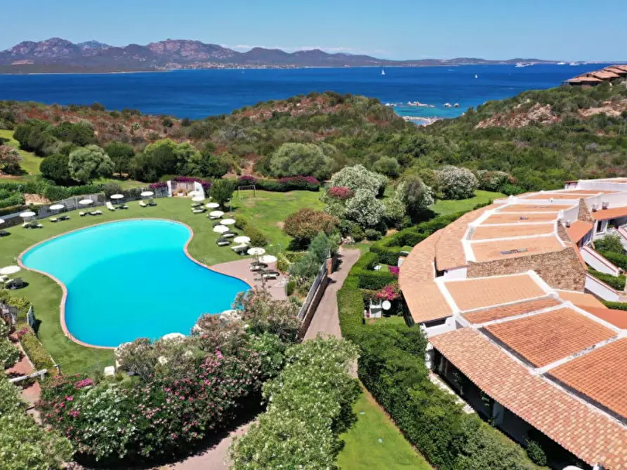 Immagine 35 di Villetta a schiera in vendita  in via fontana umbrina a Olbia