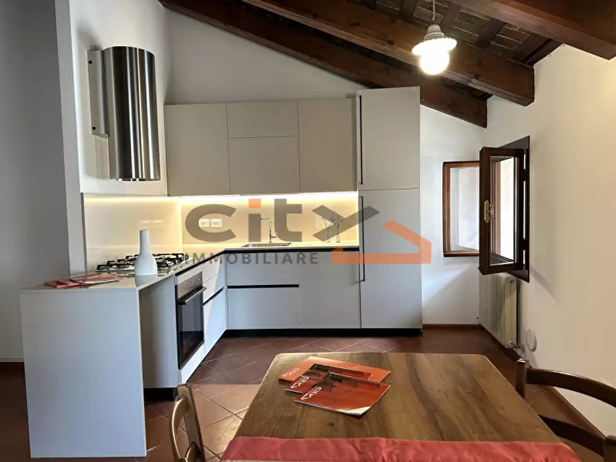 Immagine 2 di Appartamento in affitto  a Bassano Del Grappa