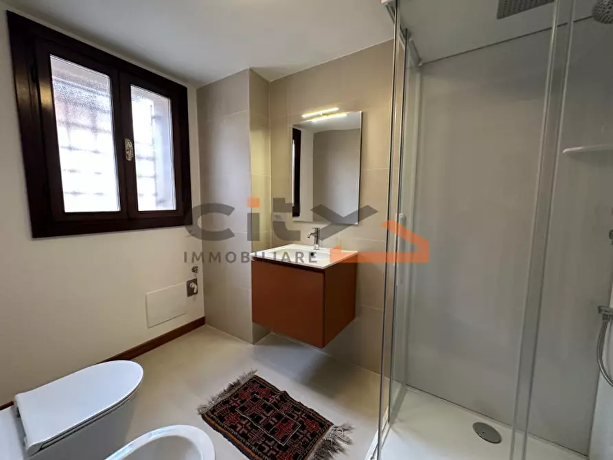 Immagine 4 di Appartamento in affitto  a Bassano Del Grappa