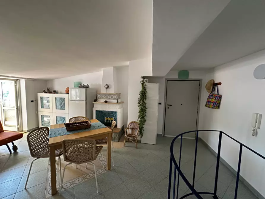 Immagine 14 di Appartamento in vendita  in contrada botterio a Montauro