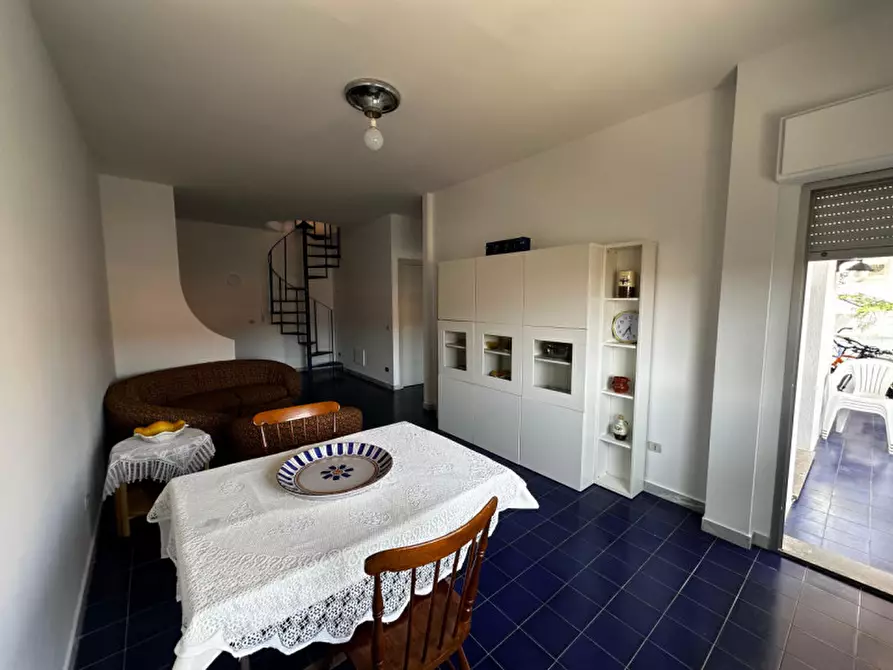 Immagine 15 di Appartamento in vendita  in contrada botterio a Montauro