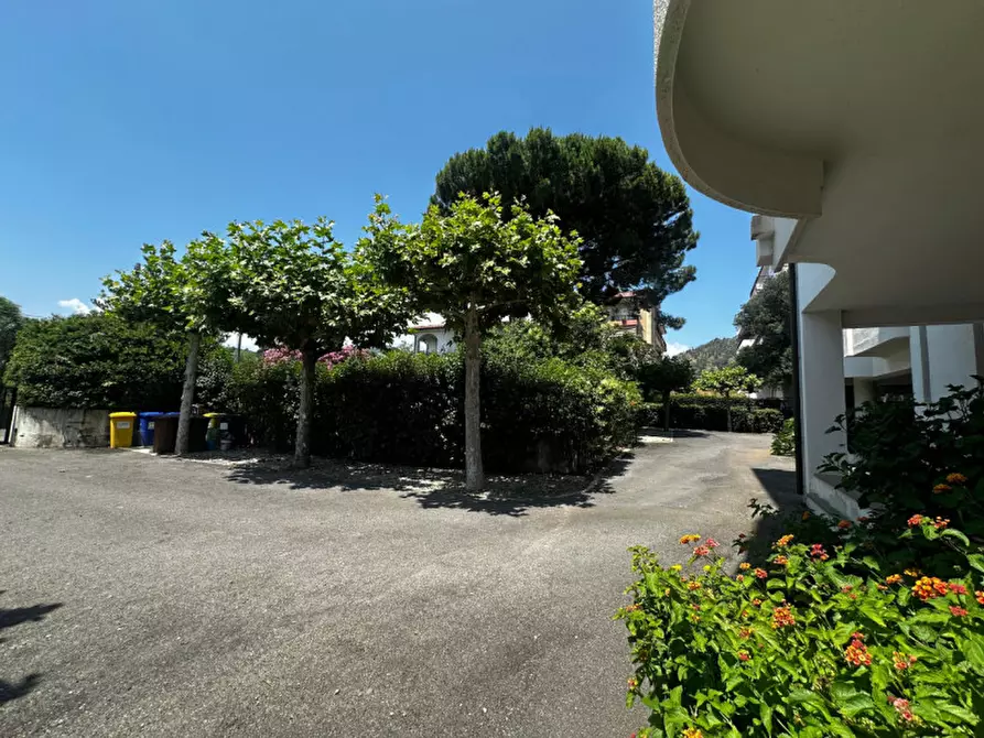 Immagine 36 di Appartamento in vendita  in contrada botterio a Montauro