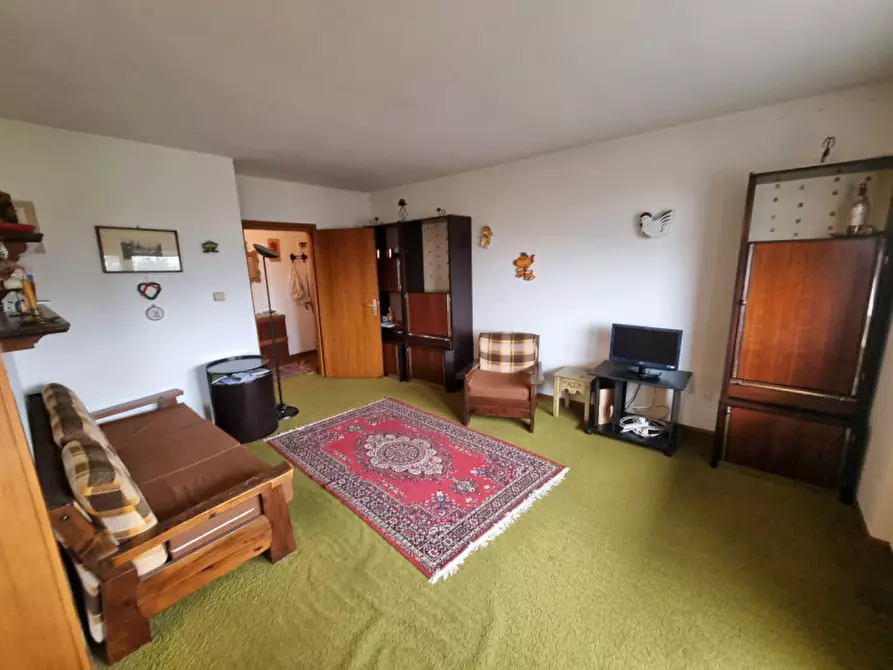 Immagine 3 di Appartamento in vendita  a Ronzone