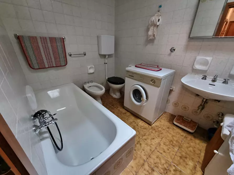 Immagine 29 di Appartamento in vendita  a Ronzone