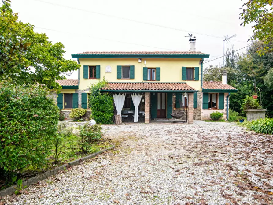 Immagine 6 di Rustico / casale in vendita  in Vicolo Cologna a Teolo