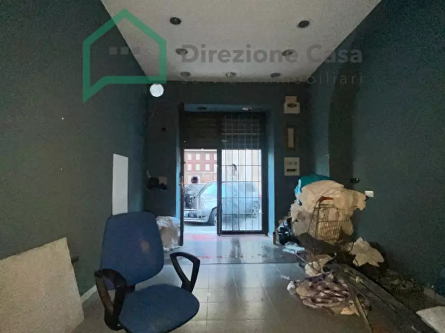 Immagine 5 di Negozio in vendita  in VIA FOGGIA a Napoli