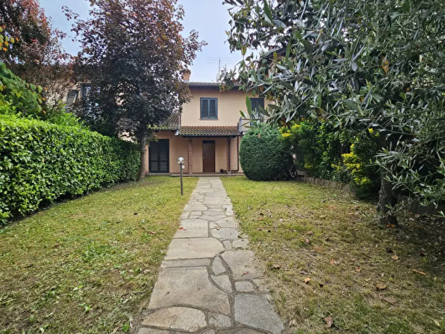 Immagine 2 di Villa in vendita  in Via Monsignor Bugnano 12 a Villafranca D'asti