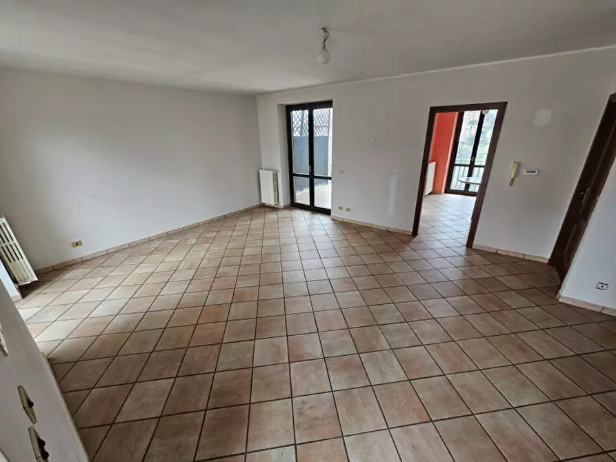 Immagine 5 di Villa in vendita  in Via Monsignor Bugnano 12 a Villafranca D'asti