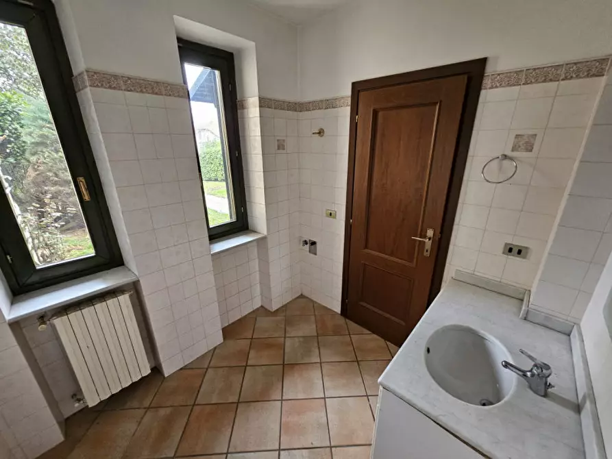 Immagine 15 di Villa in vendita  in Via Monsignor Bugnano 12 a Villafranca D'asti