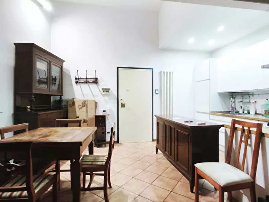 Immagine 10 di Appartamento in vendita  in Via delle Belle Arti a Bologna