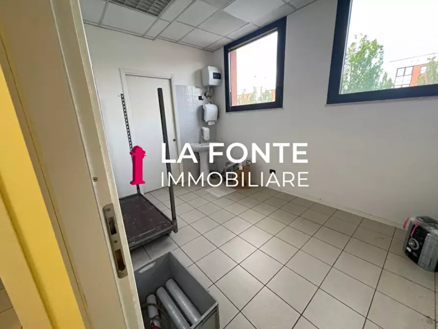 Immagine 8 di Ufficio in affitto  in via Germania a Vigonza