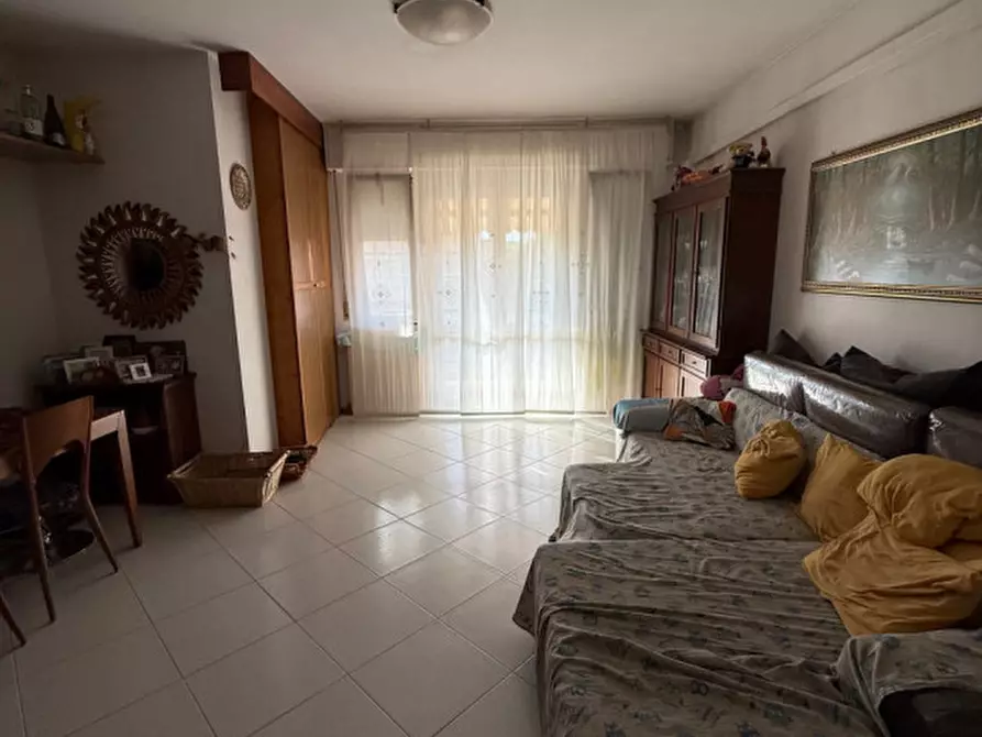 Immagine 3 di Appartamento in vendita  in Via delle Mimose a Senigallia